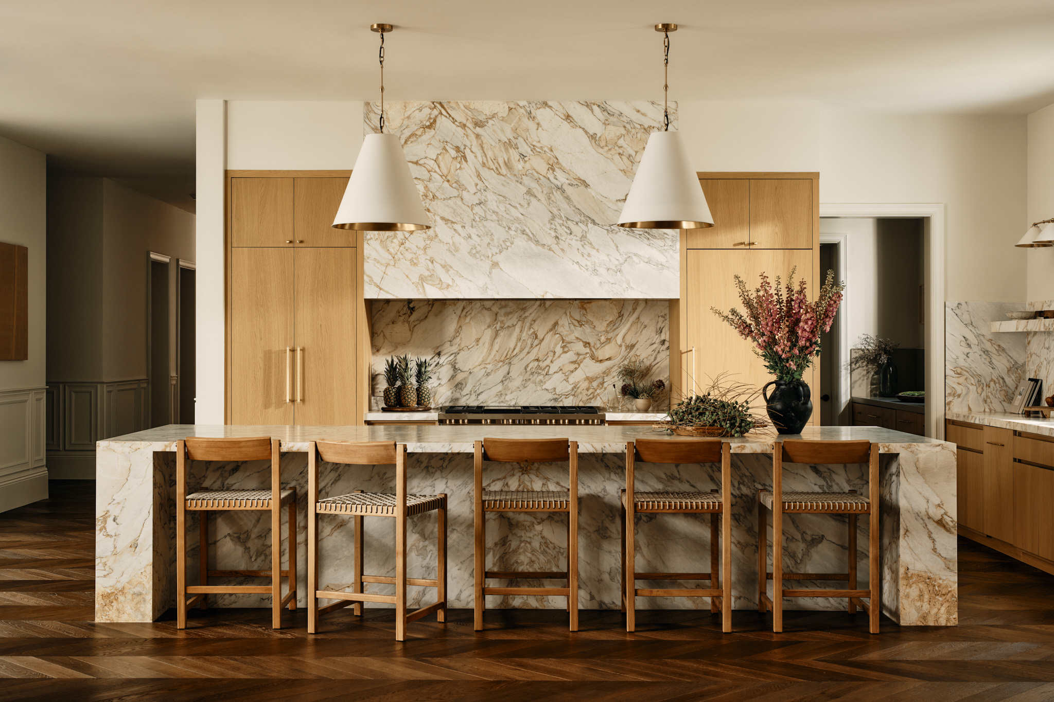 A Grade residence, Los Angeles &mdash; kitchen and dining room