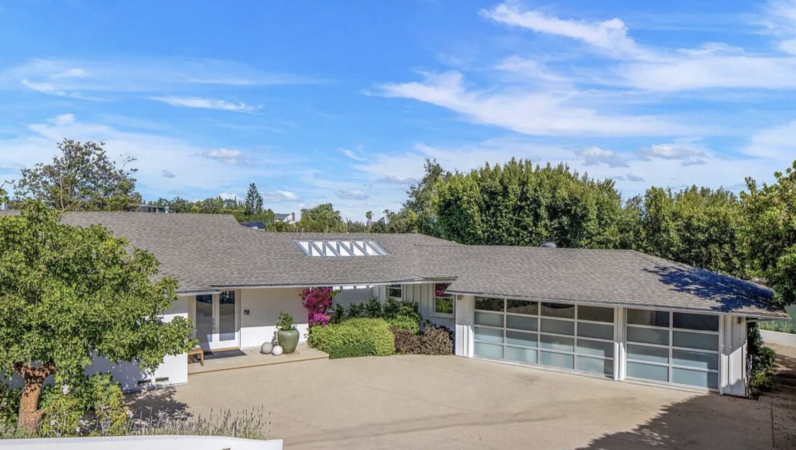 224 Glenroy Place &mdash; view 2
