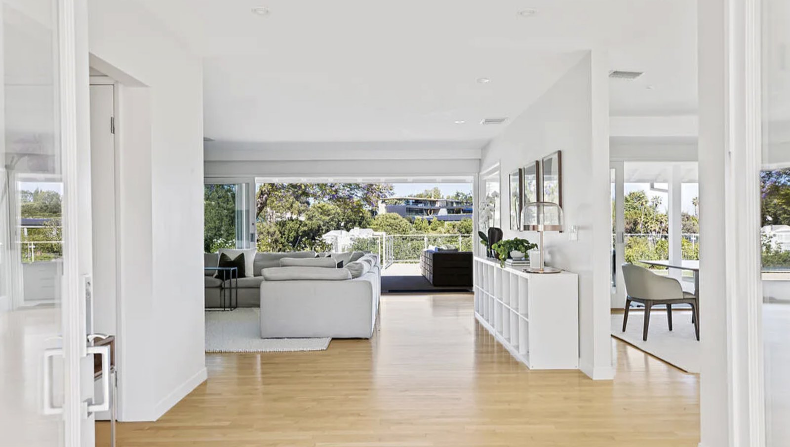 224 Glenroy Place &mdash; view 4