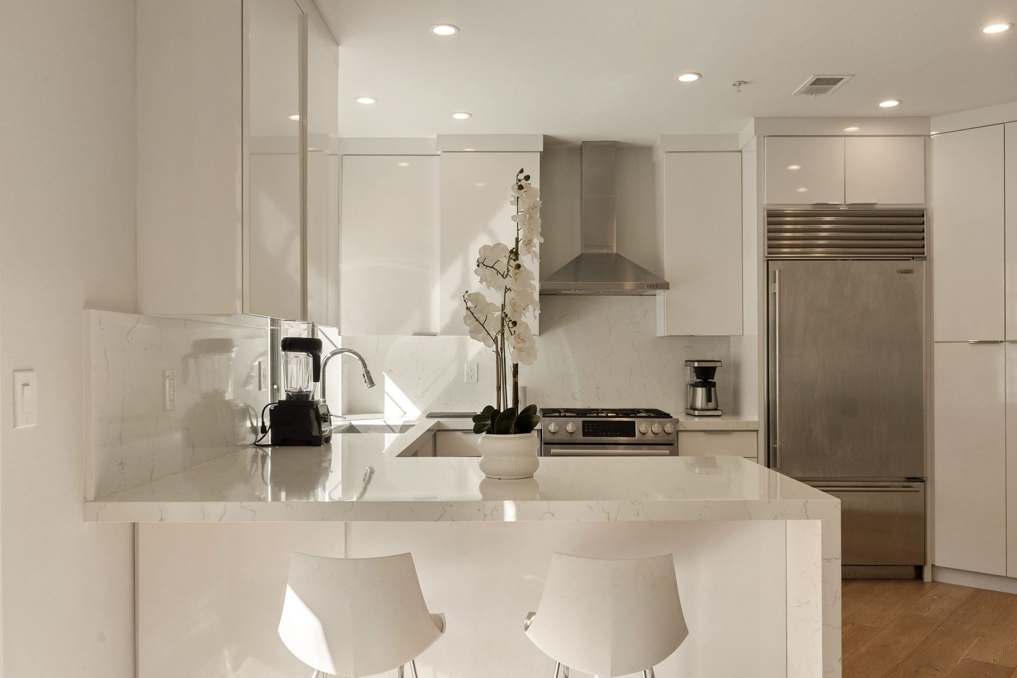 241 S Lasky Drive &mdash; kitchen island and range