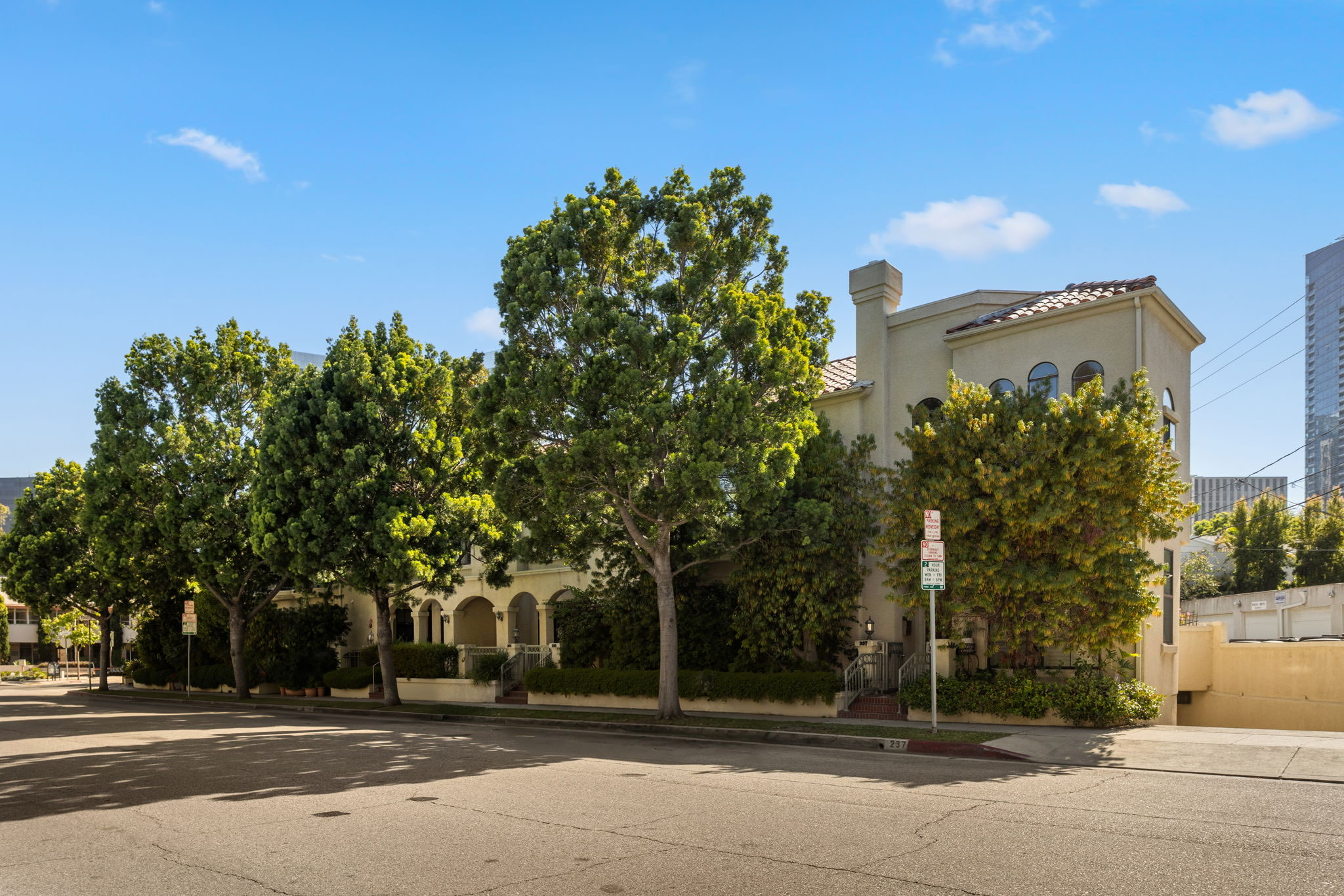 241 S Lasky Drive, Beverly Hills