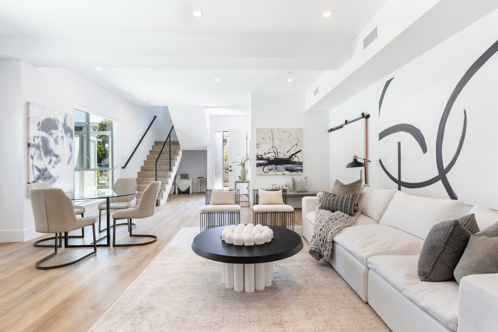 Crescent Heights &mdash; view 3