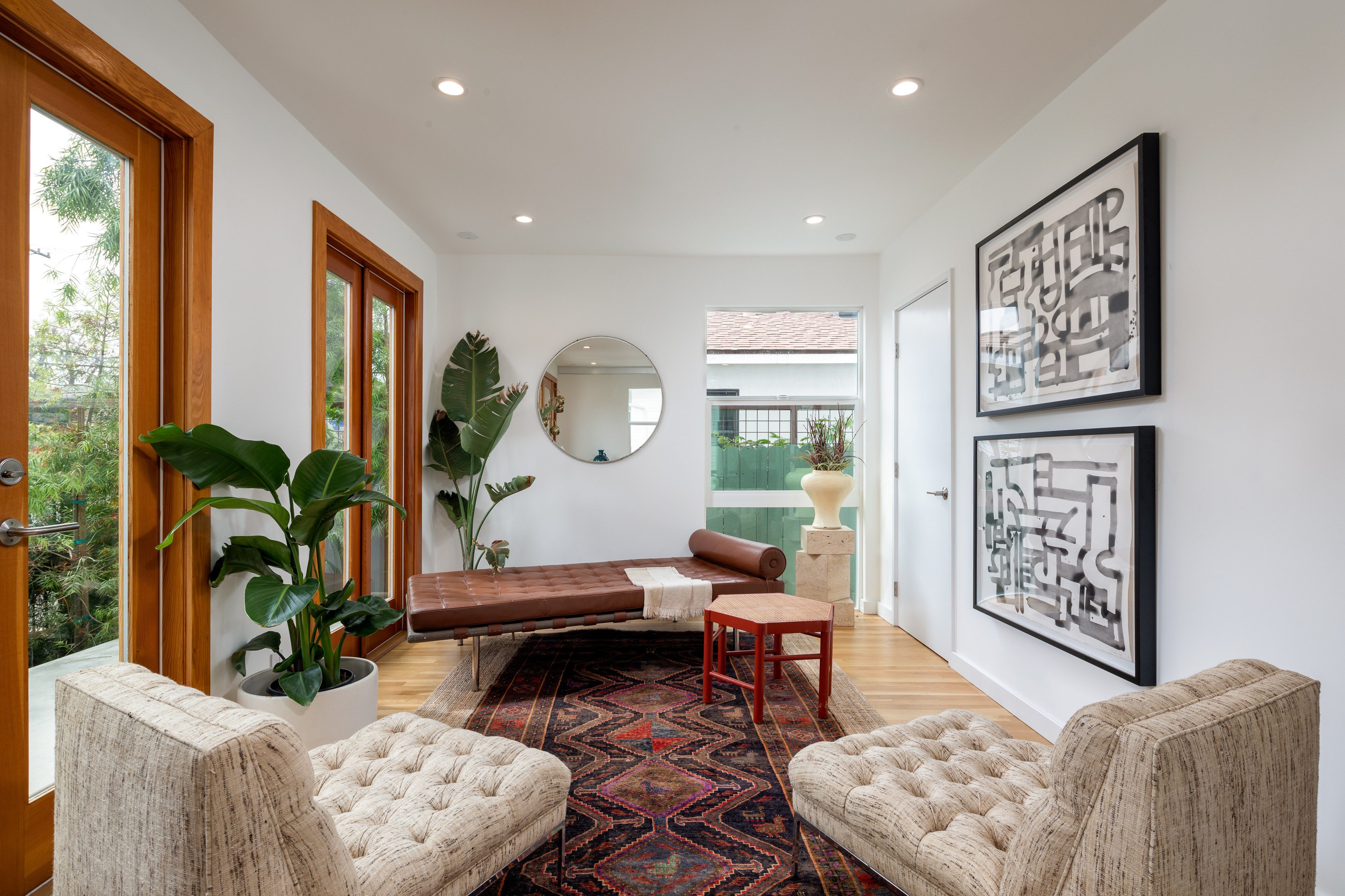 Westminster bungalow interior, Venice